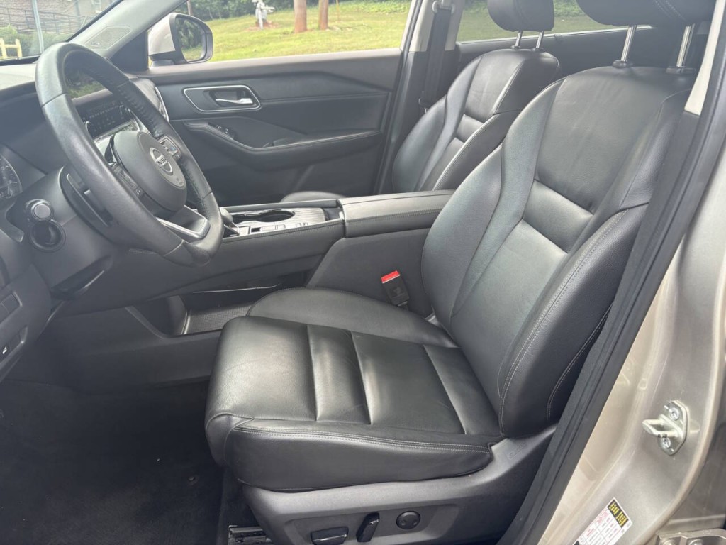 2021 Nissan Rogue Image 12