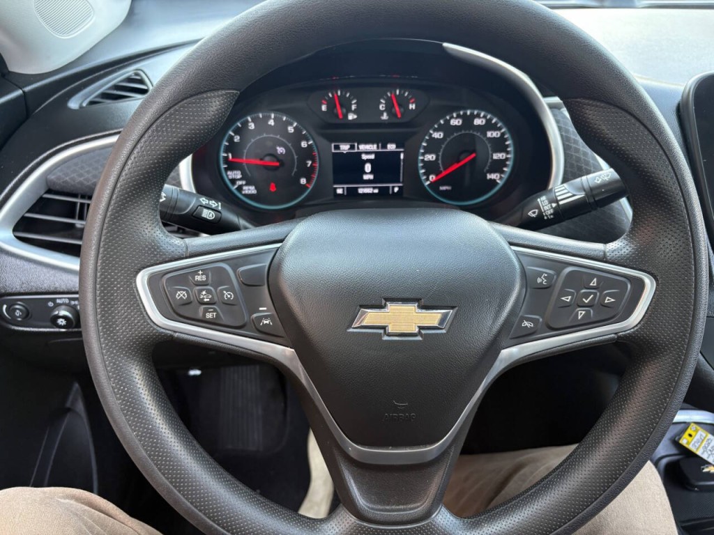 2023 Chevrolet Malibu Image 12