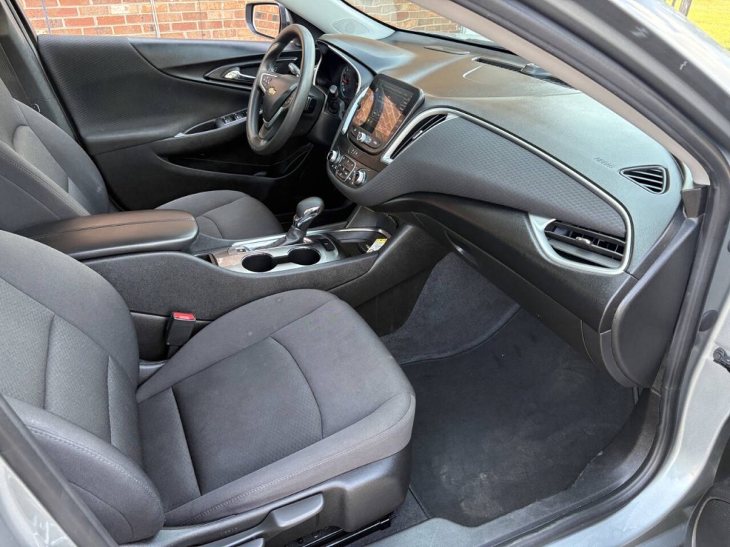 2023 Chevrolet Malibu Image 26