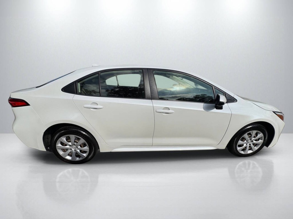 2023 Toyota Corolla Image 8