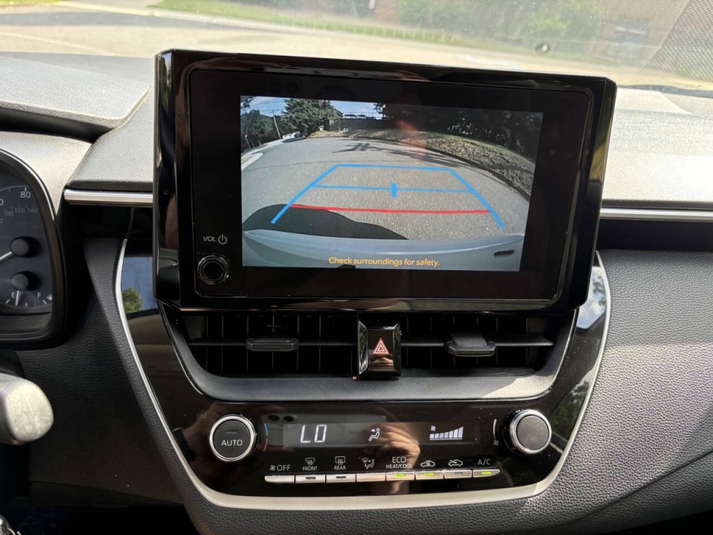 2023 Toyota Corolla Image 18