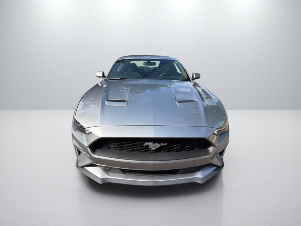 2020 Ford Mustang Image 2
