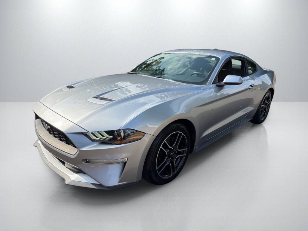 2020 Ford Mustang Image 3