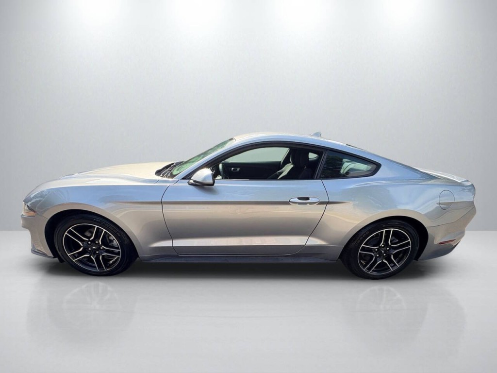 2020 Ford Mustang Image 4