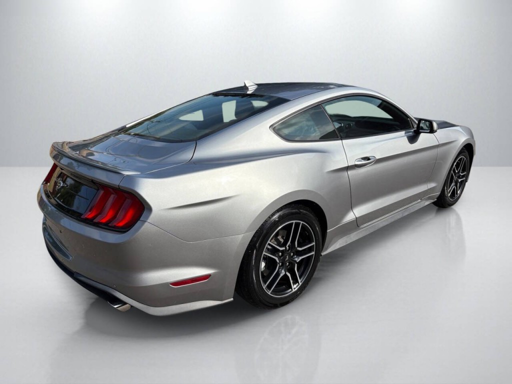 2020 Ford Mustang Image 7