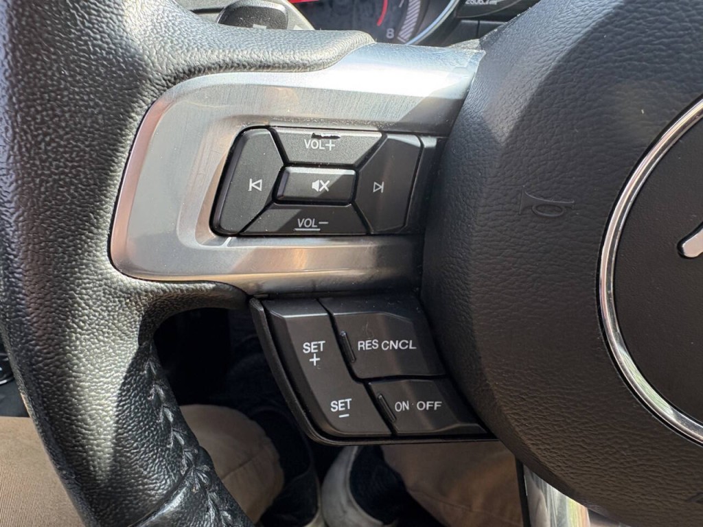 2020 Ford Mustang Image 14