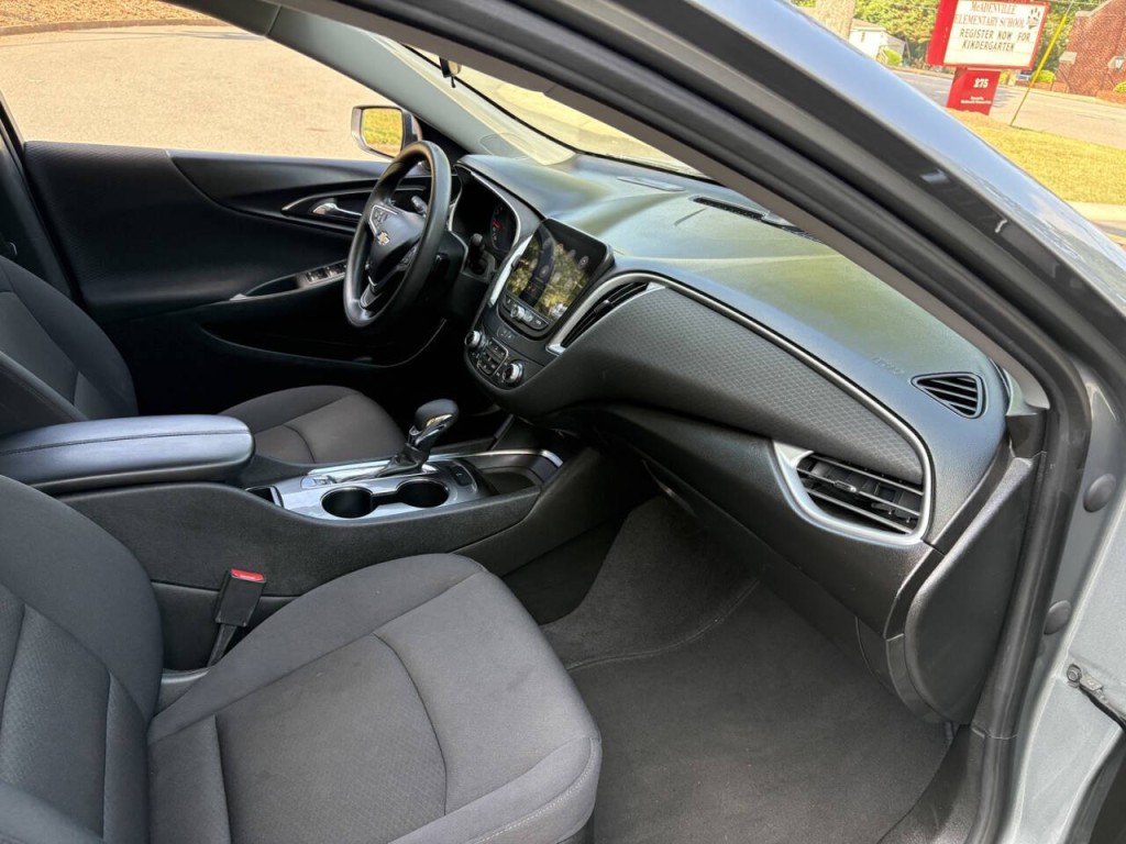 2023 Chevrolet Malibu Image 27