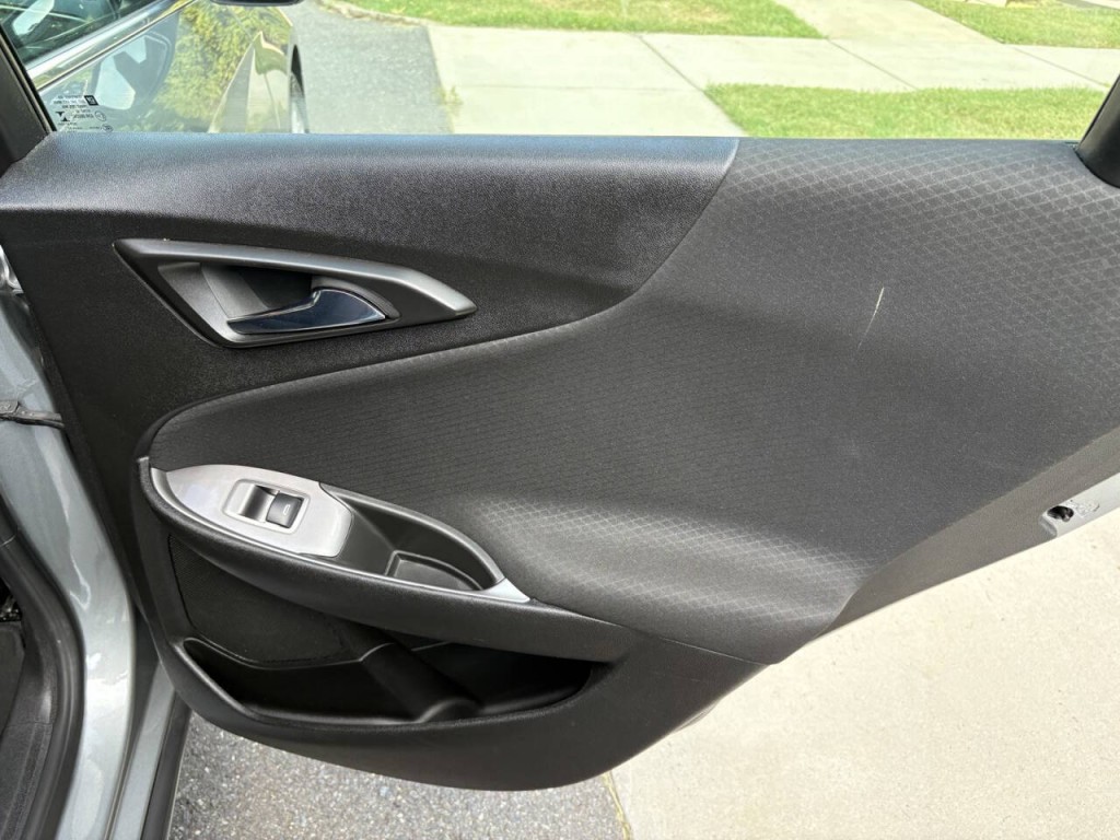 2023 Chevrolet Malibu Image 28