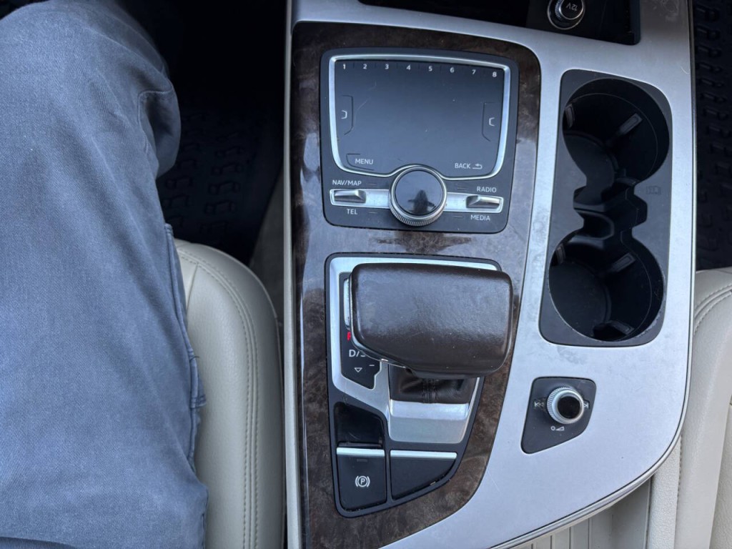 2018 Audi Q7 Image 21