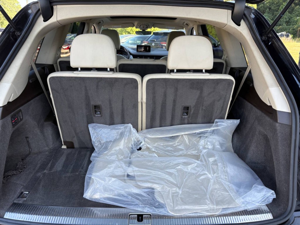 2018 Audi Q7 Image 28