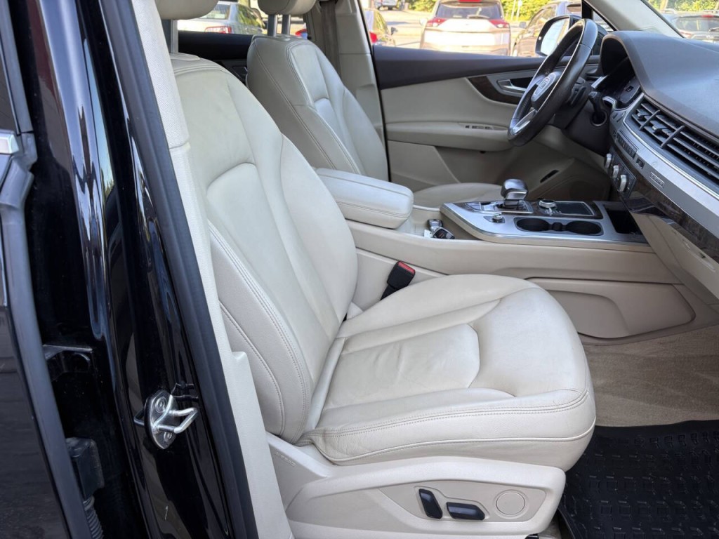 2018 Audi Q7 Image 31