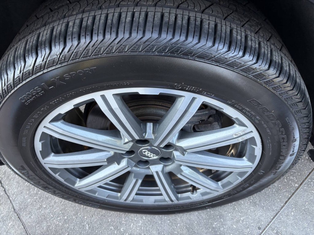 2018 Audi Q7 Image 37