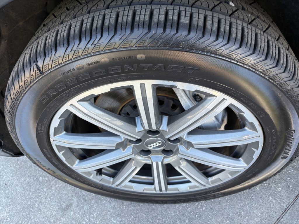 2018 Audi Q7 Image 39