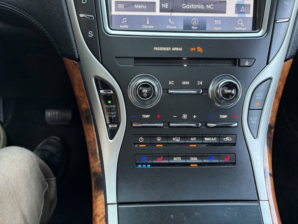 2020 Lincoln Nautilus Image 20