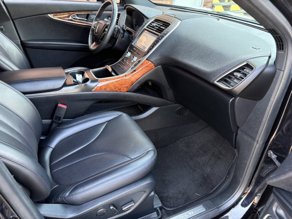 2020 Lincoln Nautilus Image 33