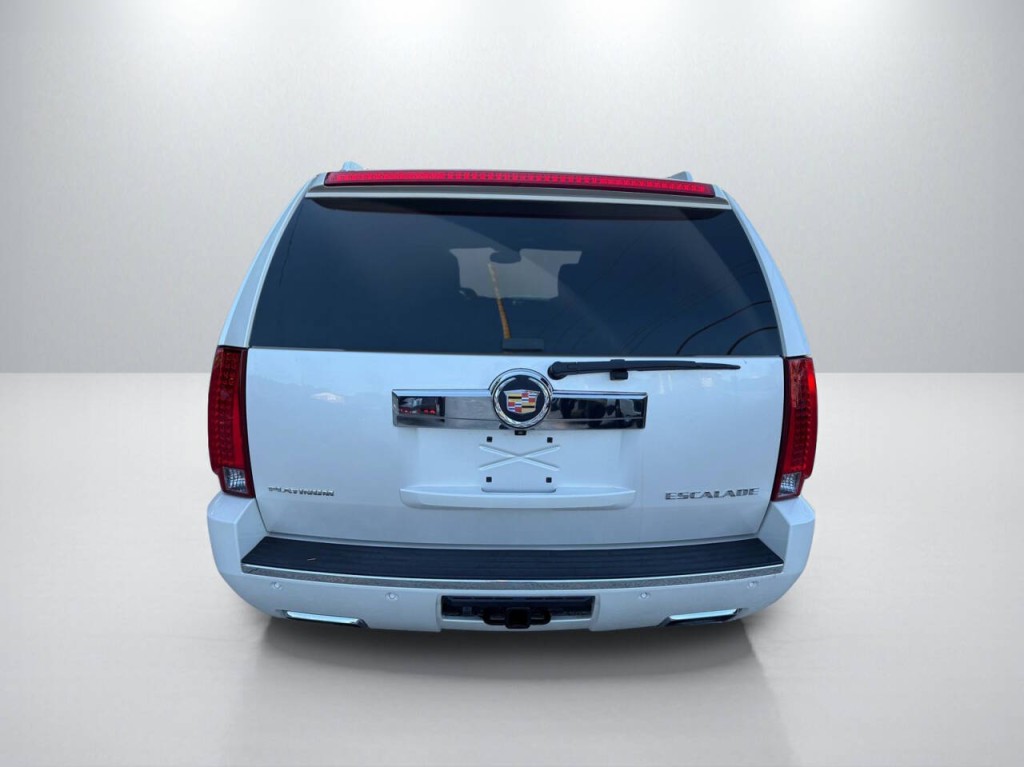 2013 Cadillac Escalade Image 6