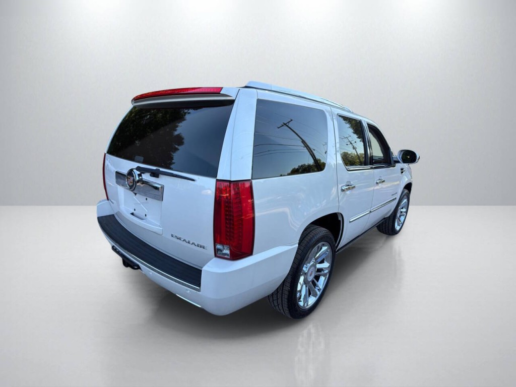 2013 Cadillac Escalade Image 7