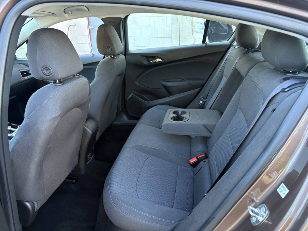 2019 Chevrolet Cruze Image 23