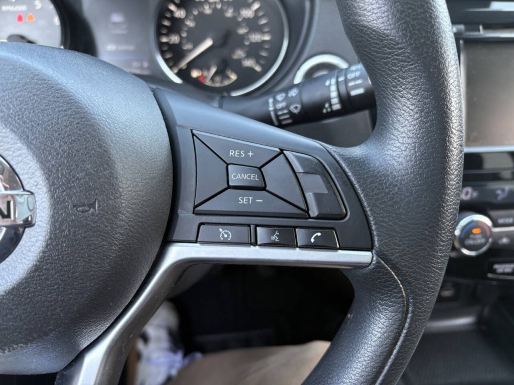 2020 Nissan Rogue Image 13