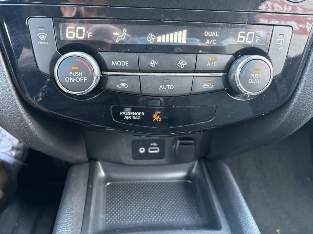 2020 Nissan Rogue Image 19