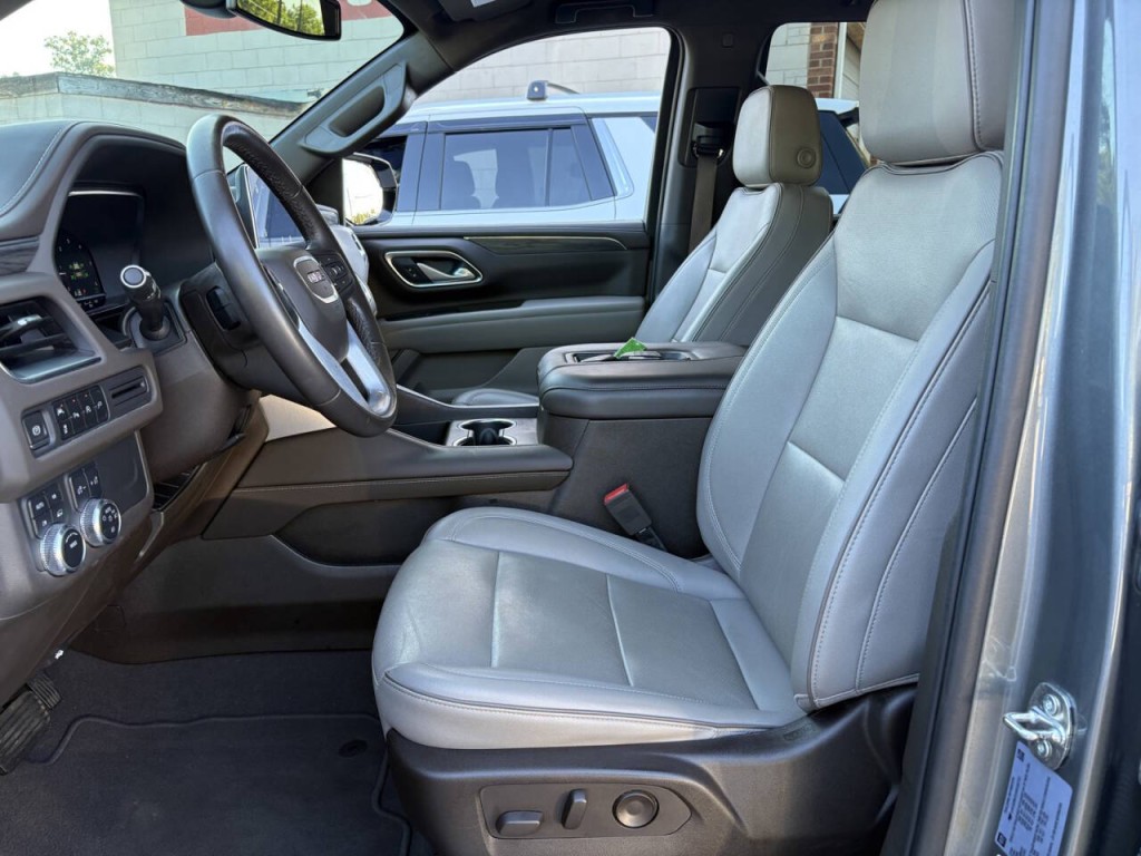 2022 GMC Yukon Image 11