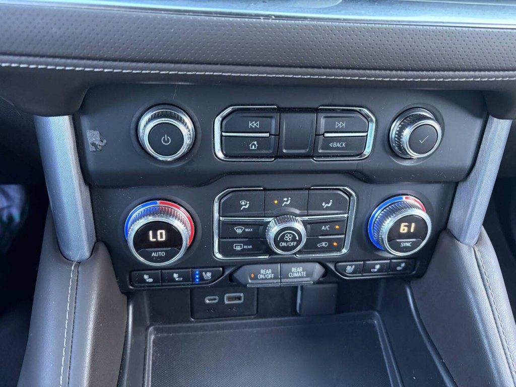 2022 GMC Yukon Image 22