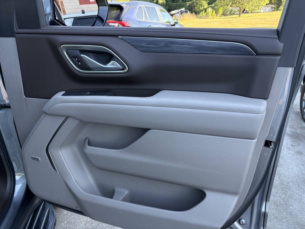 2022 GMC Yukon Image 32