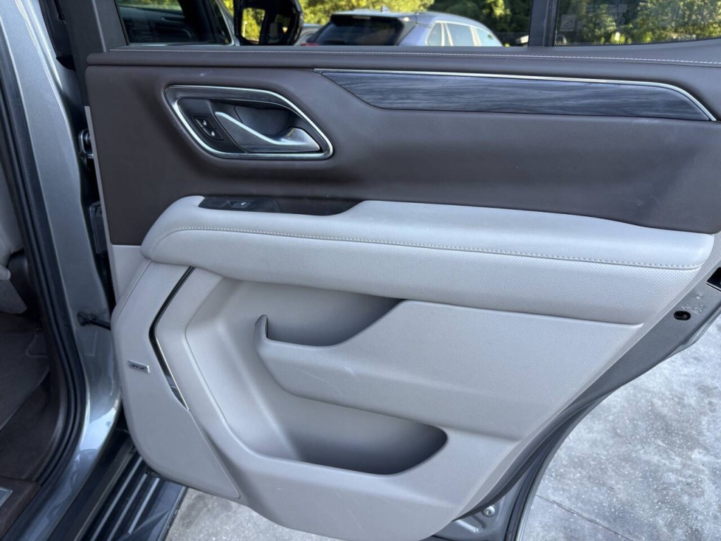 2022 GMC Yukon Image 35