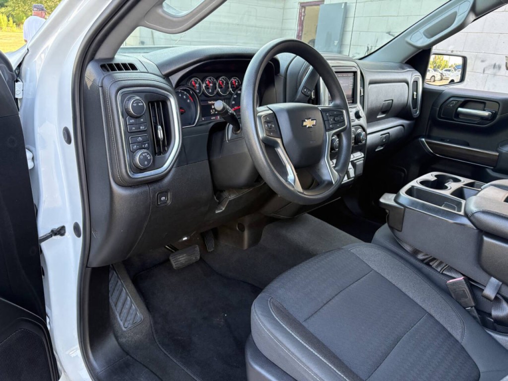 2020 Chevrolet Silverado 1500 Image 11