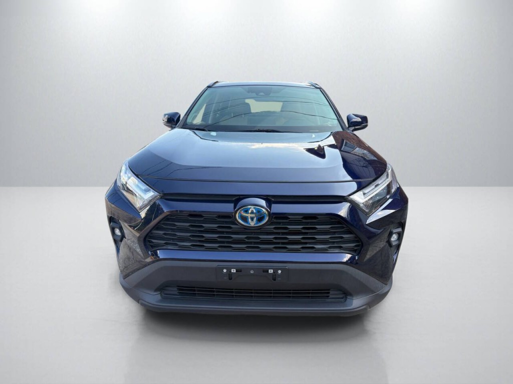 2022 Toyota Rav4 Image 2