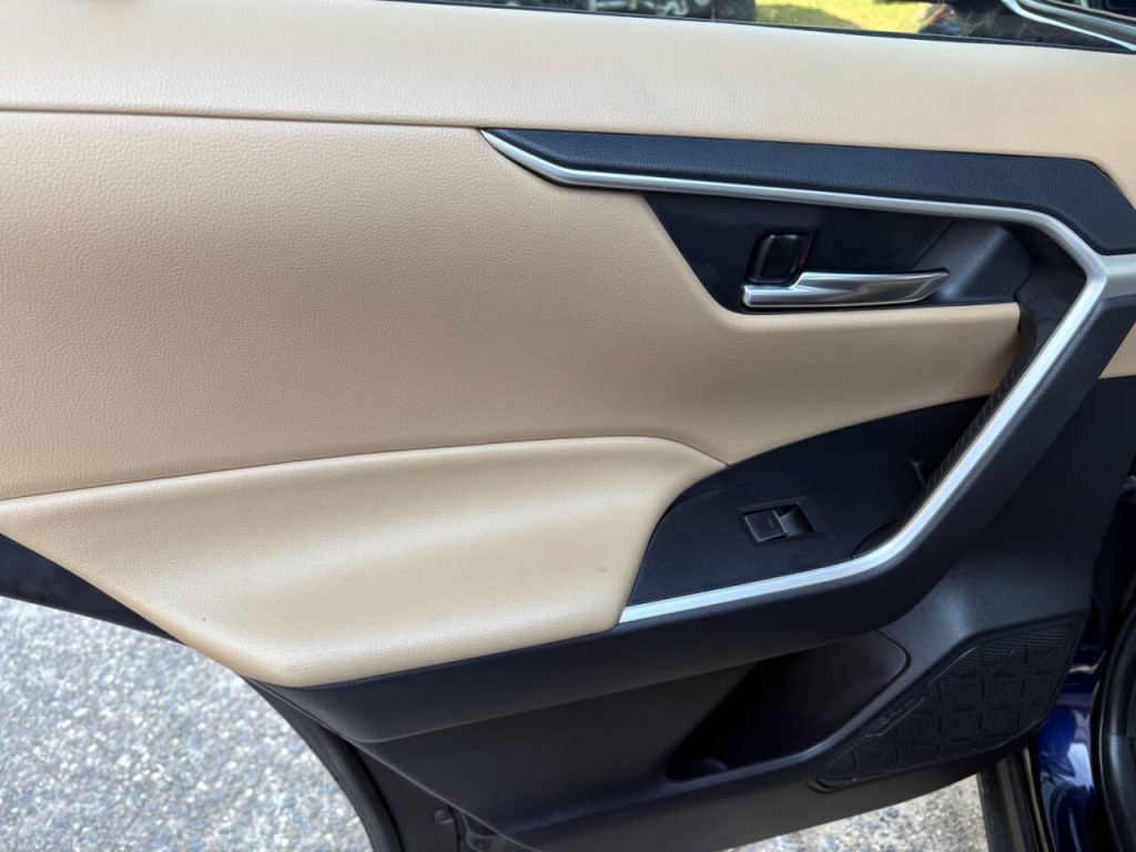 2022 Toyota Rav4 Image 27