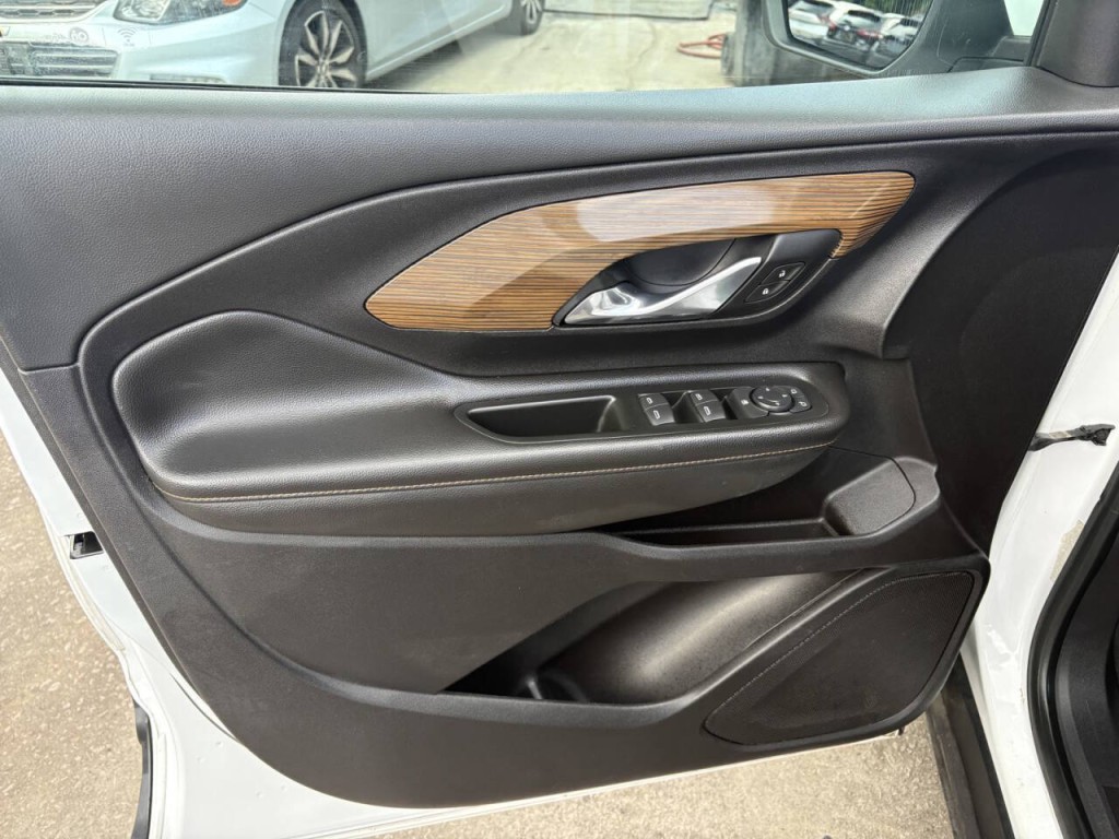 2018 GMC Terrain Image 9