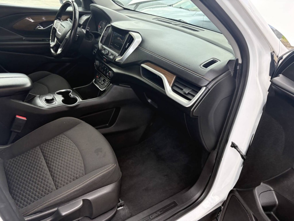 2018 GMC Terrain Image 27
