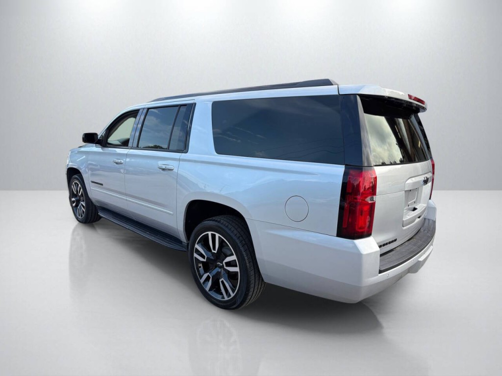 2019 Chevrolet Suburban Image 5