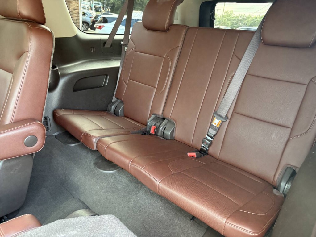 2019 Chevrolet Suburban Image 29