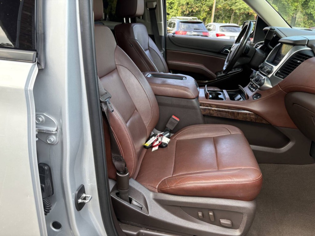 2019 Chevrolet Suburban Image 33