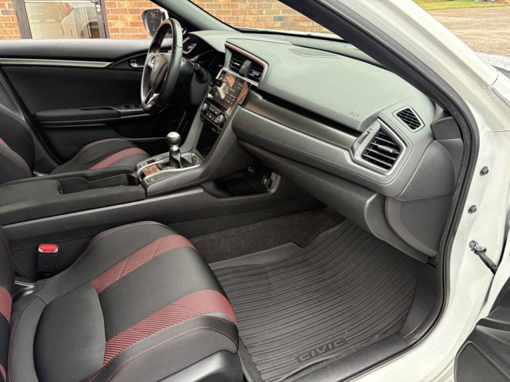 2020 Honda Civic Image 30