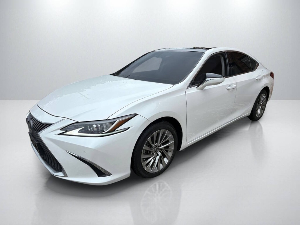 2019 Lexus ES 350 Image 3