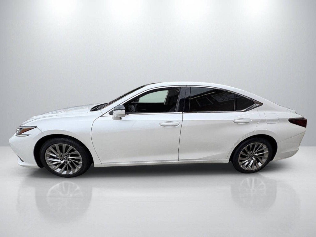 2019 Lexus ES 350 Image 4