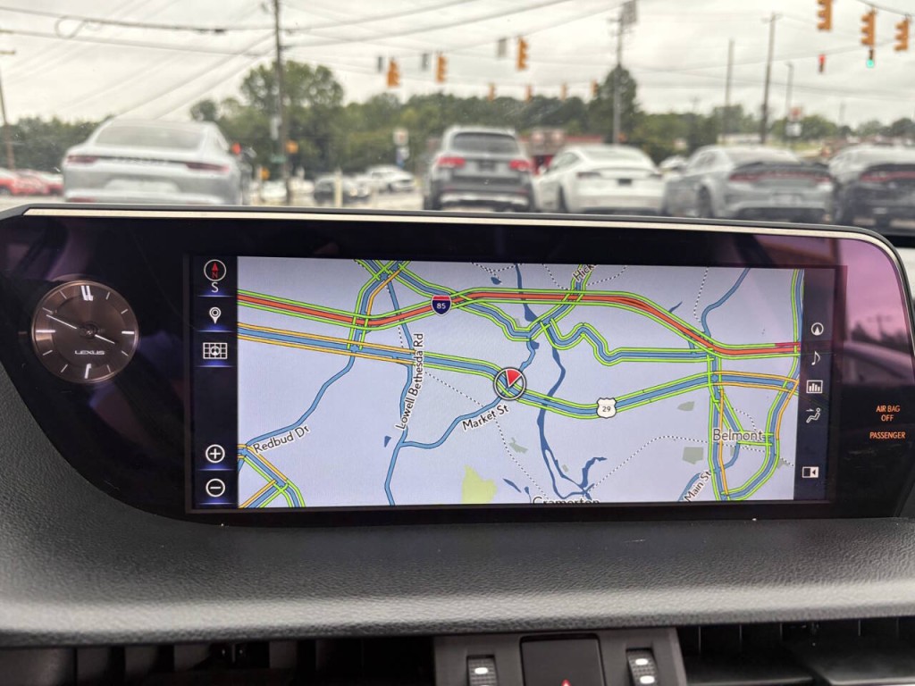 2019 Lexus ES 350 Image 19