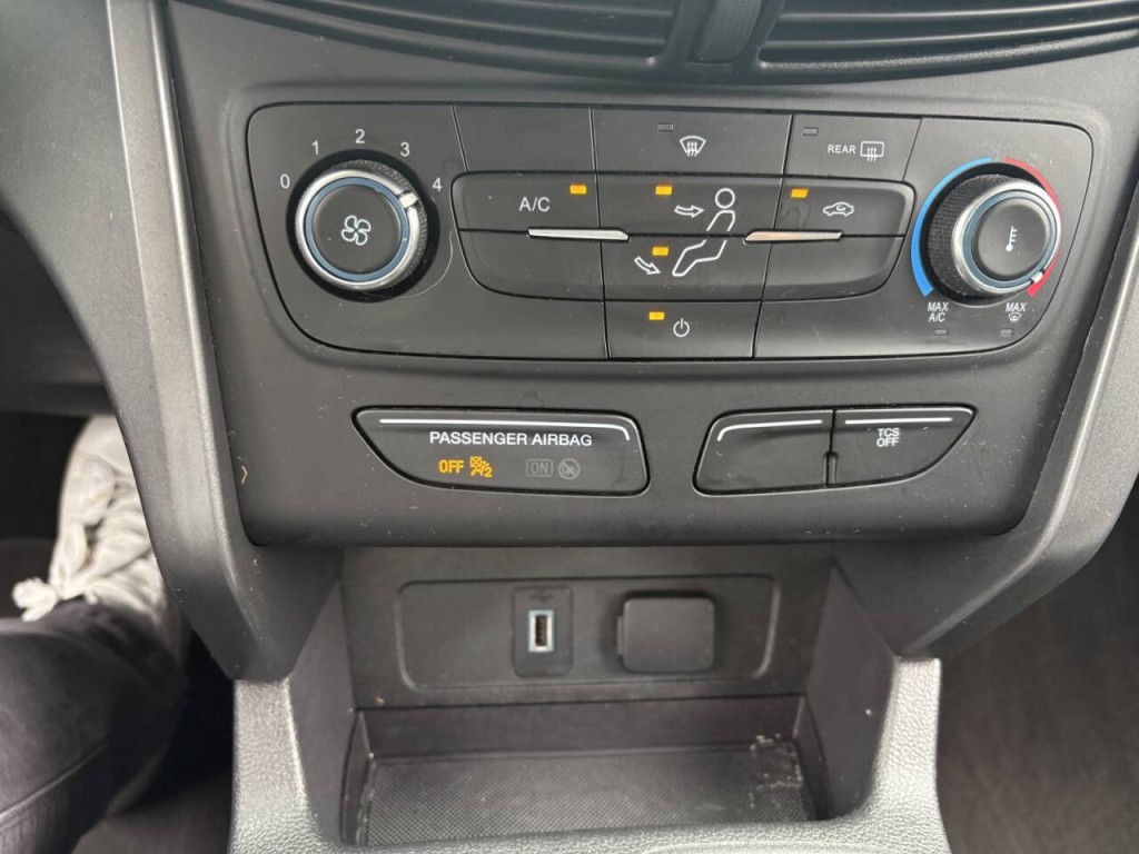 2018 Ford Escape Image 19