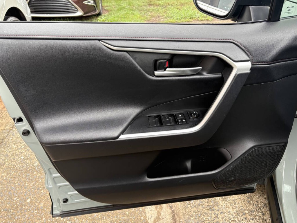 2021 Toyota Rav4 Image 11