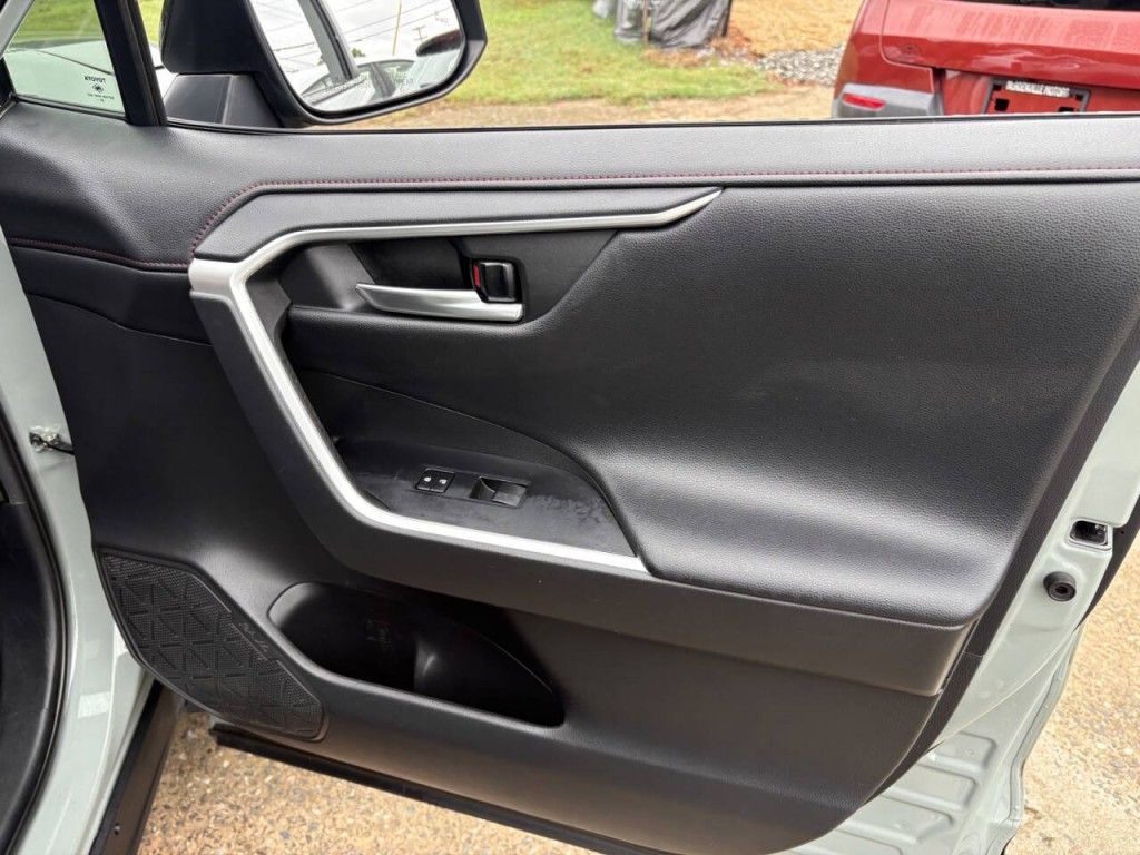 2021 Toyota Rav4 Image 32