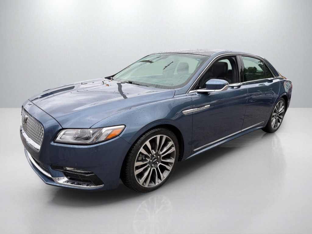 2019 Lincoln Continental Image 3