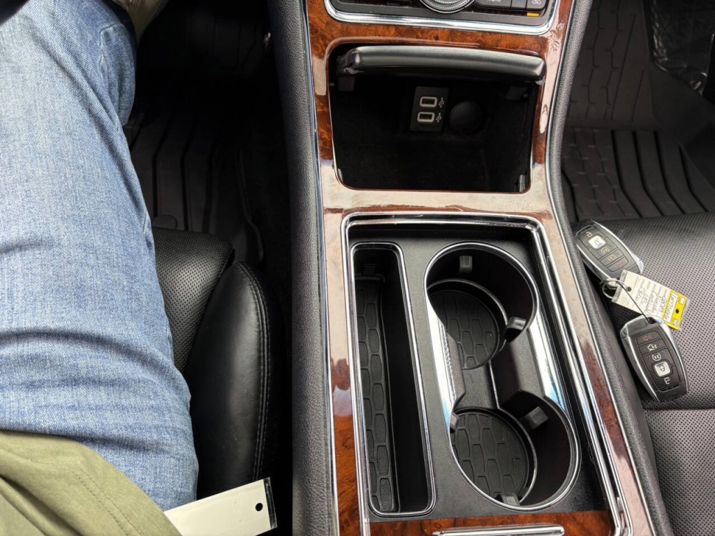 2019 Lincoln Continental Image 22