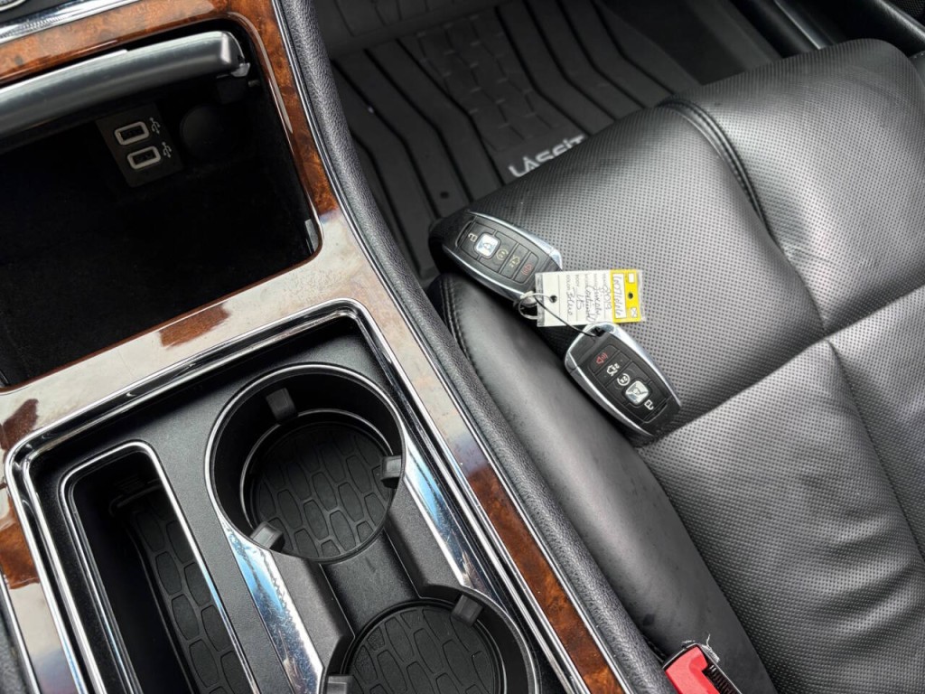 2019 Lincoln Continental Image 23
