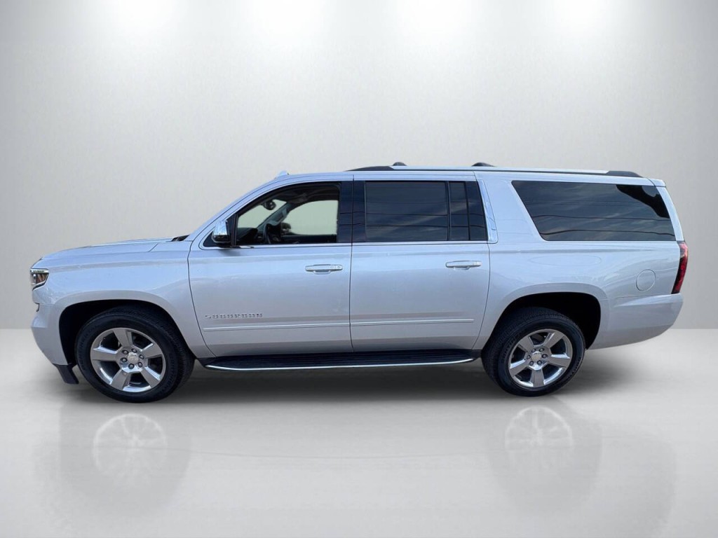 2020 Chevrolet Suburban Image 4