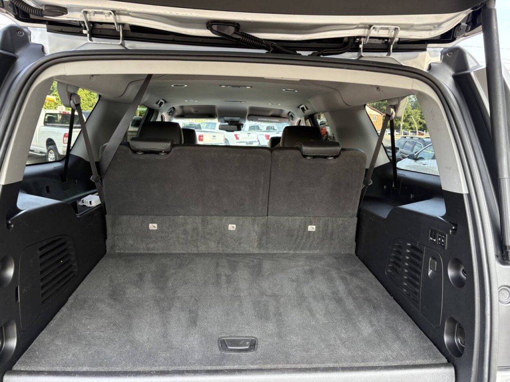 2020 Chevrolet Suburban Image 27