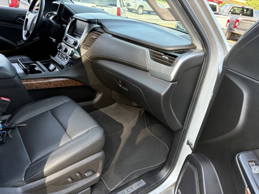 2020 Chevrolet Suburban Image 31