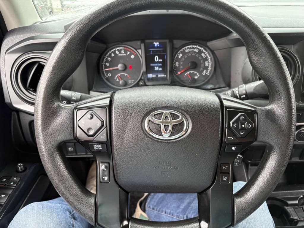 2021 Toyota Tacoma Image 12